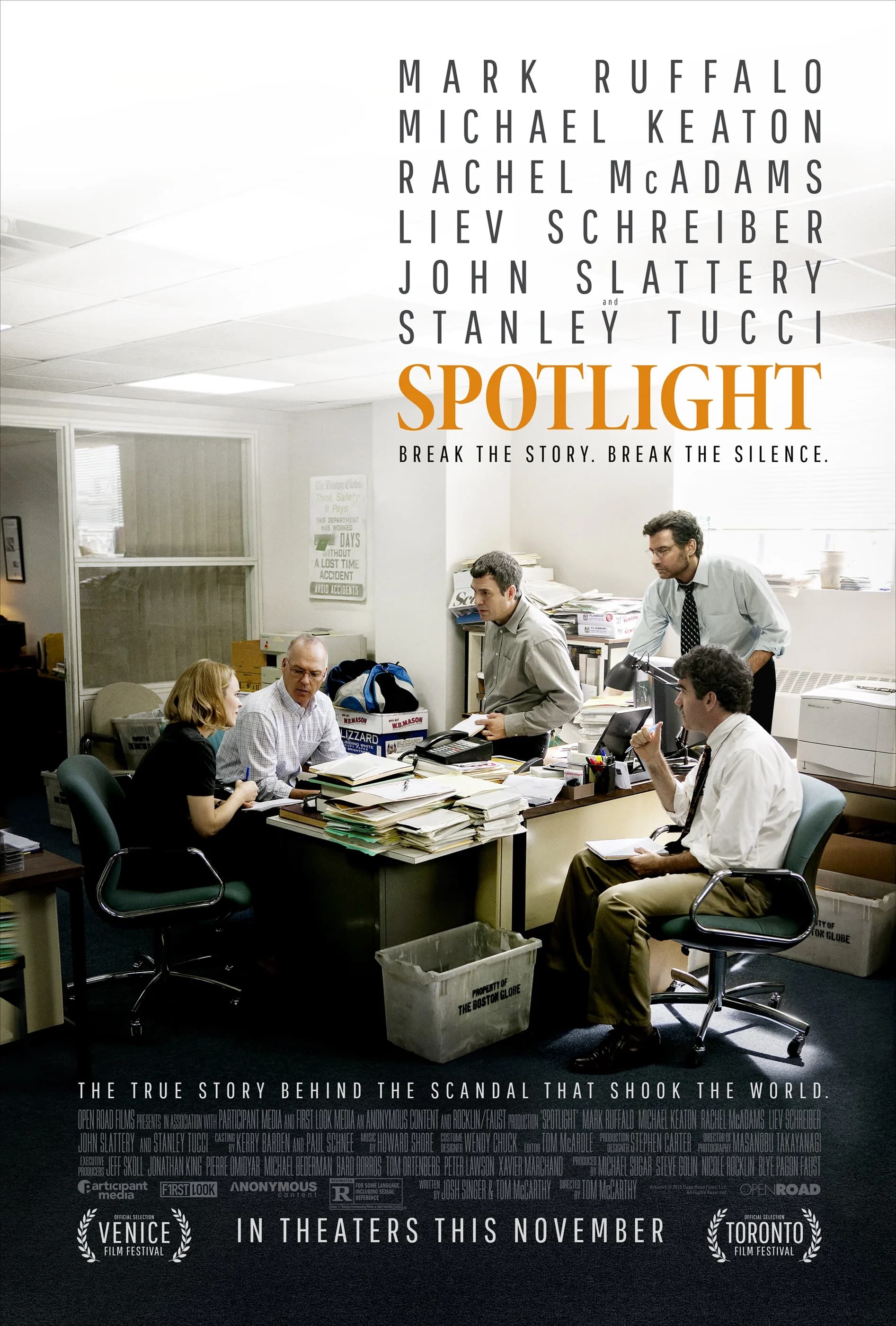 Poster of Spotlight (2015) Blu-Ray Full Movie (Hindi-English)